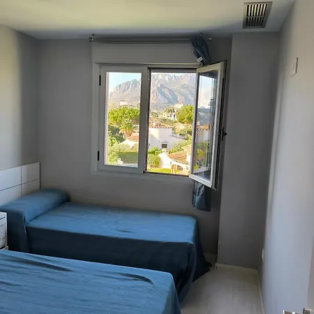 Marenia, En Primera Línea De Playa Apartamento
